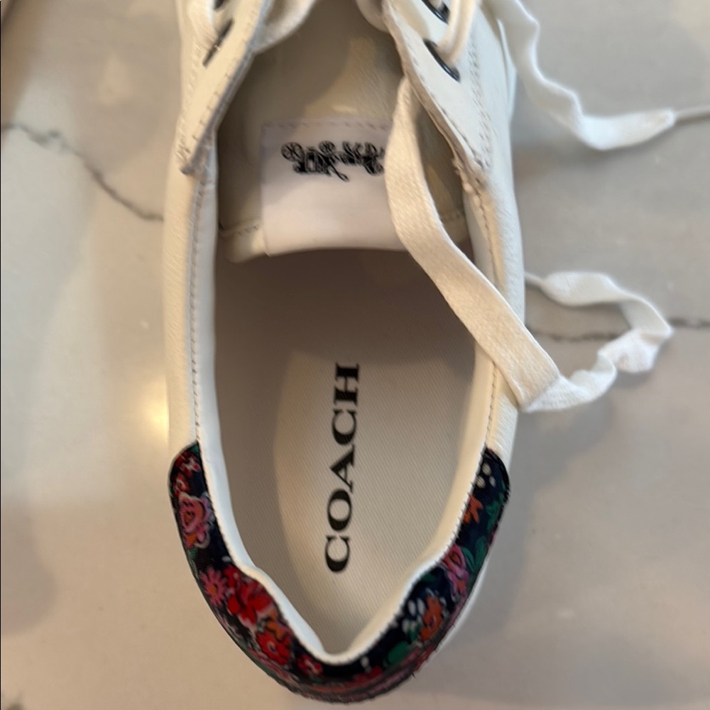 Coach NWOT White Leather Sneakers with Floral Accent on Heel Size 10 - Picture 3 of 5